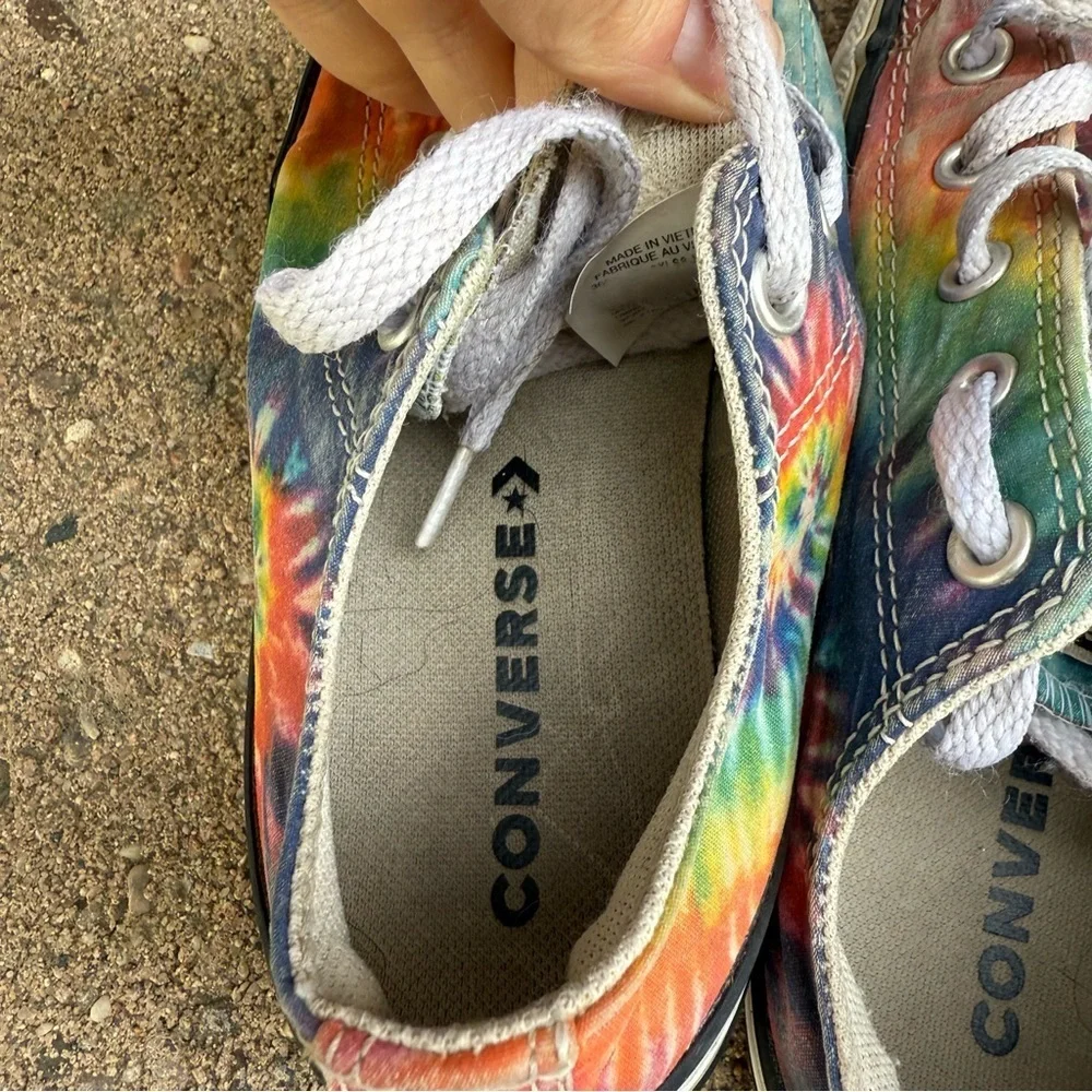 CONVERSE Kids Red Orange Green Tie-Dye Rainbow Sneakers Size 1